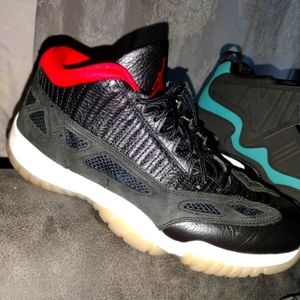 King Griffin 24 and Jordan 11 low breeds